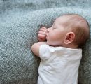 Quanto costa avere un figlio in Italia, i numeri