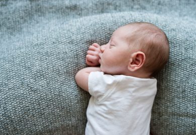 Quanto costa avere un figlio in Italia, i numeri