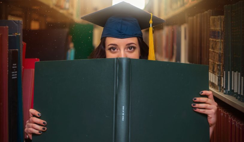 Università, 56% di ragazze fra i nuovi iscritti. Ma rimane il gender gap