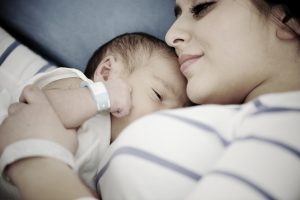 madre e neonato