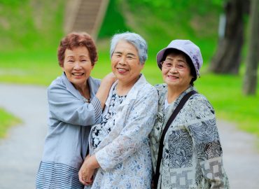 L’elisir di Okinawa, dove si vive 13 anni in più e gli anziani sono una risorsa