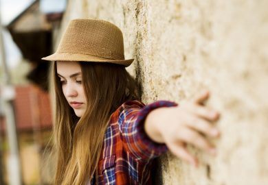 Futuro incerto per metà dei teenager, preoccupati per il degrado ambientale
