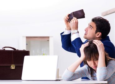 Ecco le spese che fagocitano i consumi degli italiani