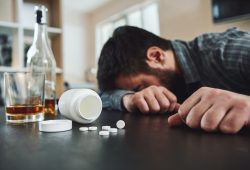 Aumenta il consumo di droghe tra i più giovani, esplode il fenomeno degli psicofarmaci senza prescrizione