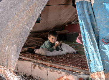 Un bambino su sei nel mondo vive in povertà estrema