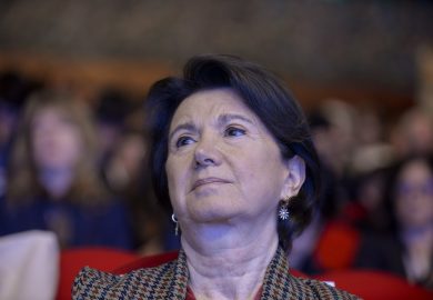 Roccella: “Non possiamo sostituire la natalità con l’immigrazione”