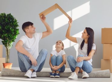 Politiche per la famiglia, italiani insoddisfatti ma i giovani sono più positivi