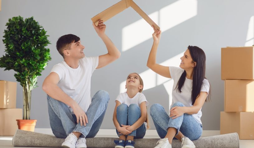 Politiche per la famiglia, italiani insoddisfatti ma i giovani sono più positivi