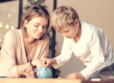 Educazione finanziaria e assicurativa ancora insufficiente, più difficoltà per giovani e donne