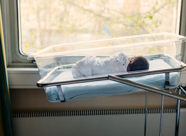 Culle piene: come l’ospedale di Legnano sta vincendo la sfida della natalità