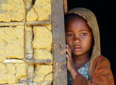 Diritti dei bambini, progressi e passi indietro in un mondo in crisi