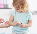 Ok dell’Ue a vaccino pneumococcico per neonati e bambini