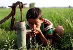 Allarme siccità per 1 bambino su 3 nel mondo