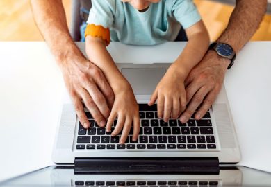 Pedopornografia, nuove norme Ue: una questione di privacy?