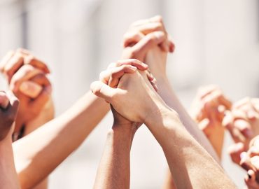 Parità di genere e immigrazione, i giovani italiani tra i più attenti alle questioni civiche