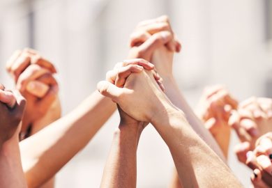 Parità di genere e immigrazione, i giovani italiani tra i più attenti alle questioni civiche