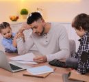 Stress da smart working, papà i più colpiti