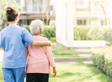 Colf e badanti sono necessarie, ma spesso sono un lusso