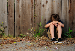 In Italia se sei un minore è più probabile che tu sia povero