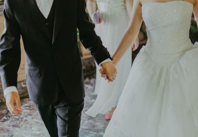 Matrimoni, convivenze e unioni civili: come cambiano le scelte