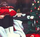 Natale, il “dovere” di avere figli e il single shaming