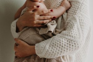 abbraccio mamma e figlio