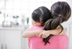 Giornata mondiale dell’abbraccio, il superpotere che abbiamo tutti