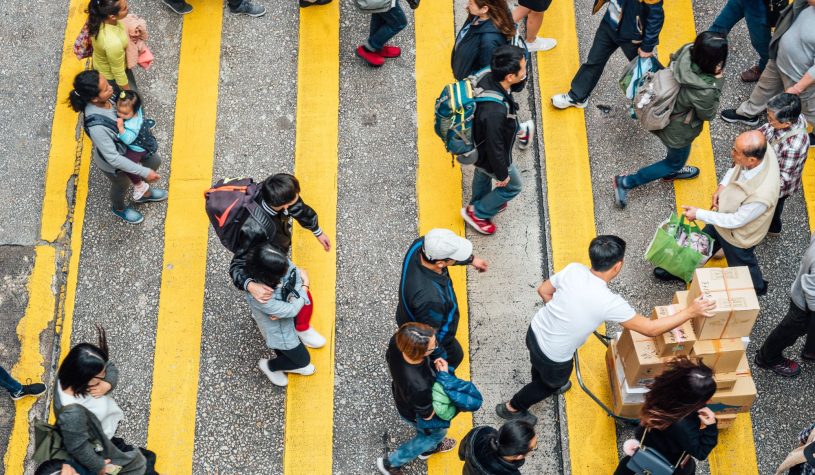 Cina, addio alla politica del figlio unico: arriva il bonus bebè