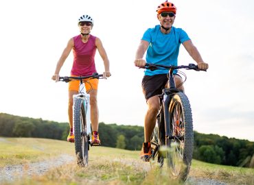 Invecchiare bene dopo i 50 anni è un dovere: ecco perché