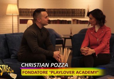 PlayLover Academy nel mirino di Striscia la Notizia: cos’è l’accademia per ”sfigati in amore”