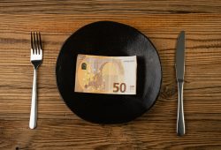 In Italia l’inflazione è aumentata il doppio degli stipendi
