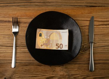 In Italia l’inflazione è aumentata il doppio degli stipendi