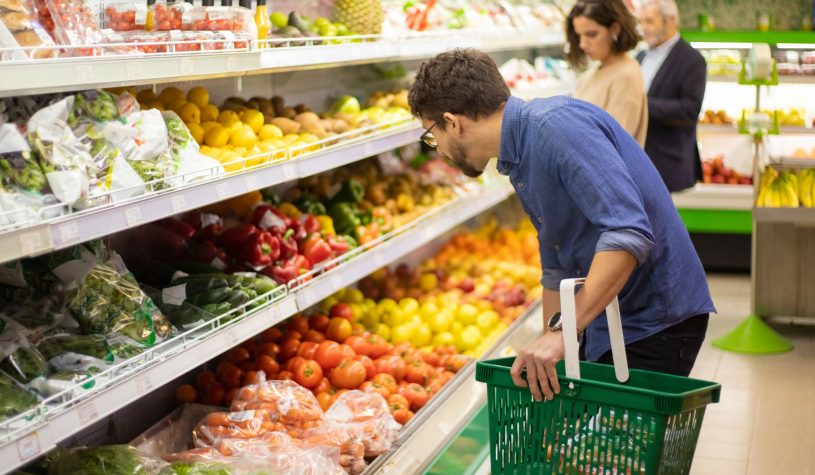 Sale il costo del carrello della spesa, +3,2% a luglio: i dati Istat