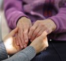 Caregiver in Italia: invisibili e senza tutele?