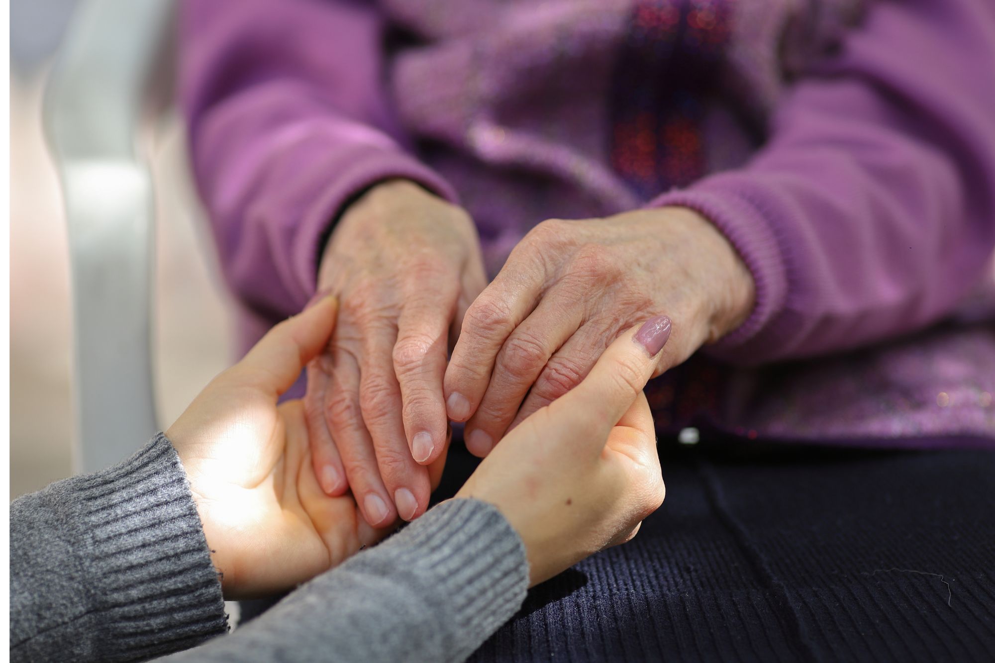 Lazio, la proposta sul caregiver familiare è legge