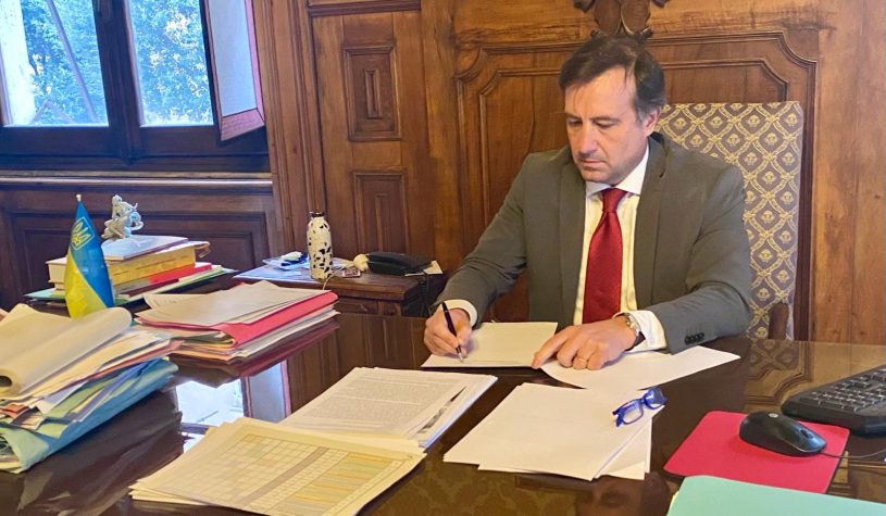 Savona, ius soli: sindaco firma cittadinanza onoraria a 69 bambini