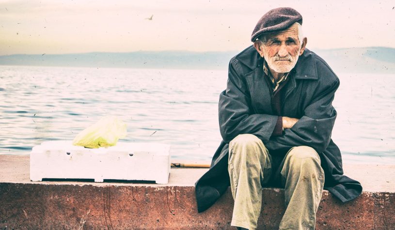 Anche gli anziani abbandonano il Sud: la migrazione tra sanità in crisi e figli da aiutare