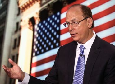 Larry Fink: “E’ il momento di ripensare la pensione”