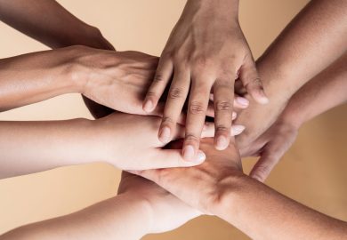 Denatalità, come i flussi migratori possono salvare l’Italia