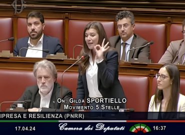 Aborto, insulti social a Sportiello (M5S) dopo il discorso alla Camera