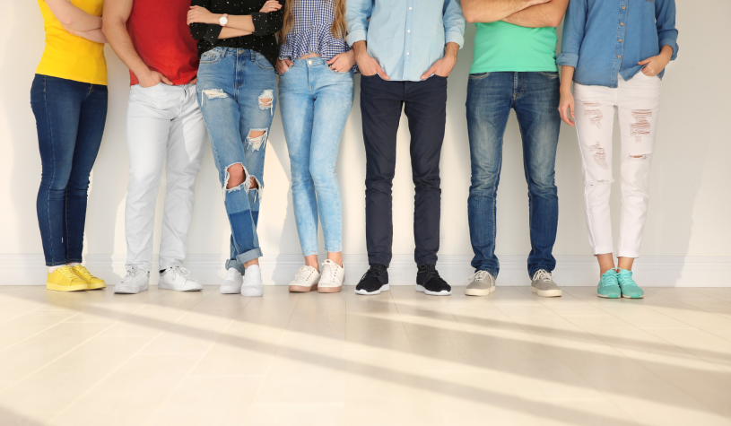 Meningite, perché il contagio si concentra tra i giovani