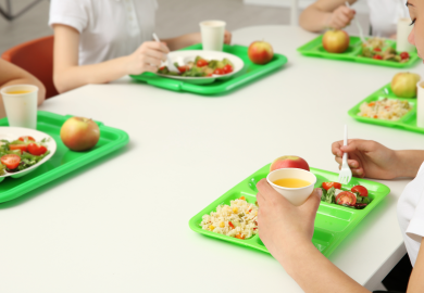 Mense scolastiche in Italia, quanto costano?