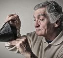 Il Reddito di cittadinanza ha aiutato pochi poveri (veri)