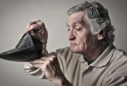 Il Reddito di cittadinanza ha aiutato pochi poveri (veri)