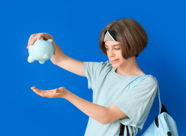 Gli adolescenti italiani sfidano il mondo della finanza (e perdono)