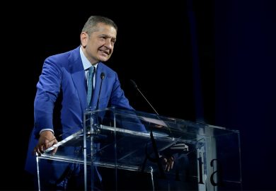 Mancheranno i lavoratori, servono gli immigrati: l’analisi demografica di Panetta