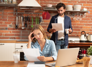 Un giovane su tre ha paura di fare un figlio, le proposte per invertire il trend