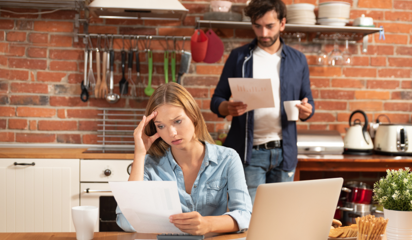 Un giovane su tre ha paura di fare un figlio, le proposte per invertire il trend