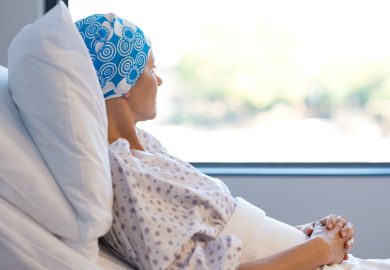 Cortisolo, radicali liberi e mutazioni: così lo stile di vita sbagliato sta diffondendo i tumori giovanili
