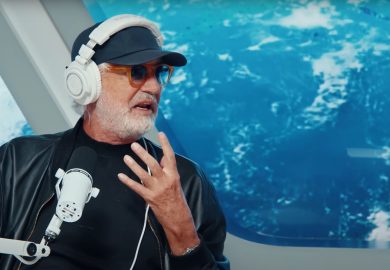 “Come si fa a vivere con 4.000 euro al mese?”, Briatore fa discutere